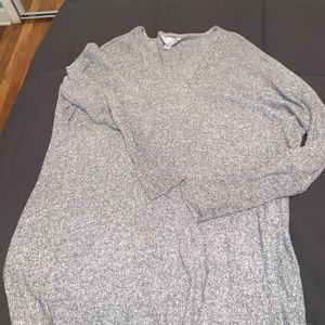 Grey long-sleeve v-neck sweater